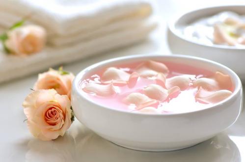 Eau florale